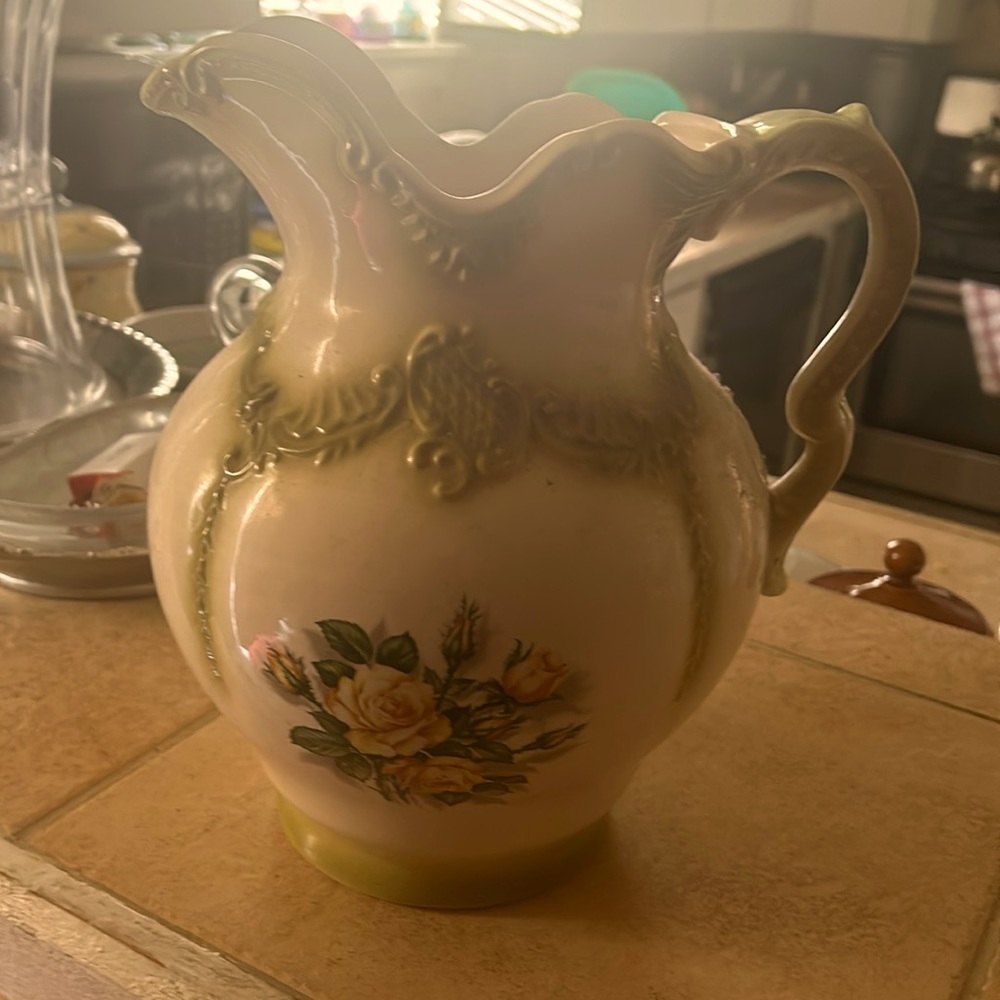 Antique Vintage Arnel’s Ceramic LG Green & Off-White Pitcher